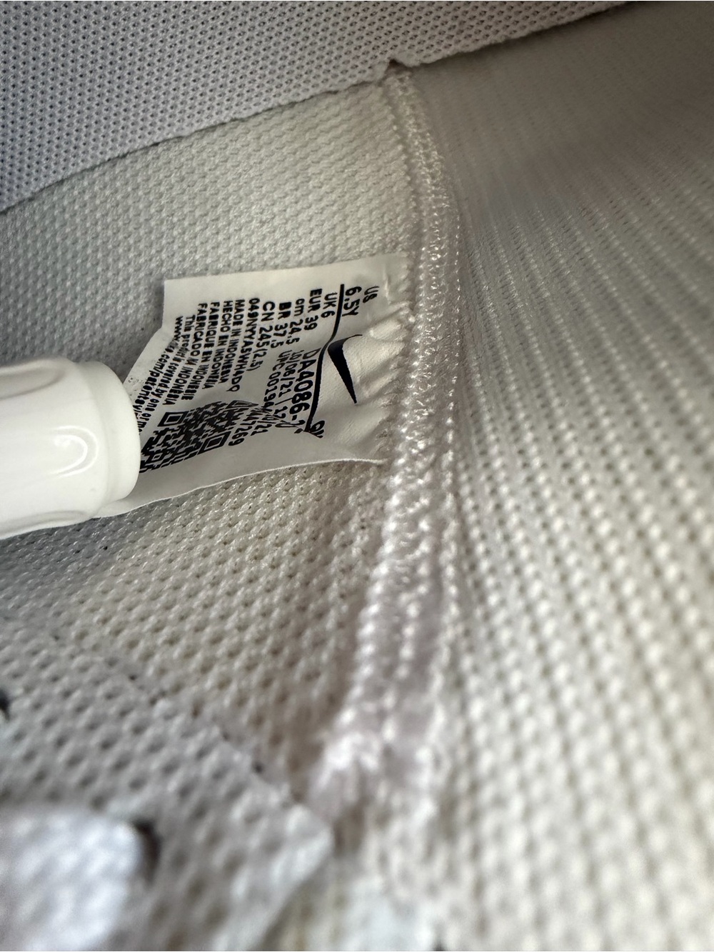 Nike Blazer Mid'77 Vintage white black Sneakers - Picture 10 of 14